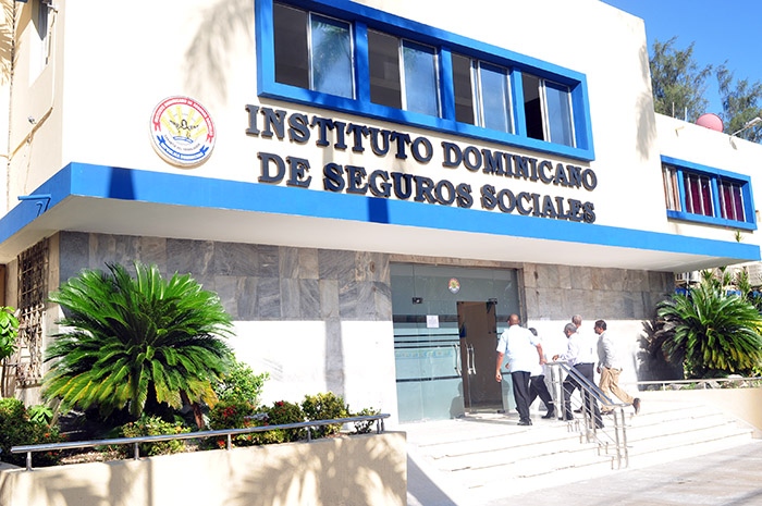 Despiden inspectores del IDSS por denuncias de corrupción 