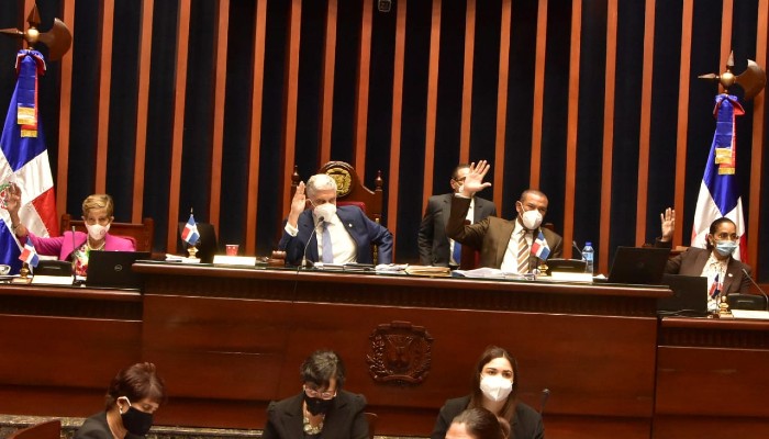 Senadores aprueban extender estado de emergencia por 45 días 