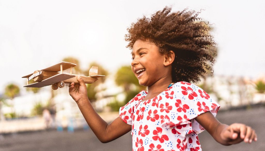 Dormir bien influye en la felicidad de los niños 