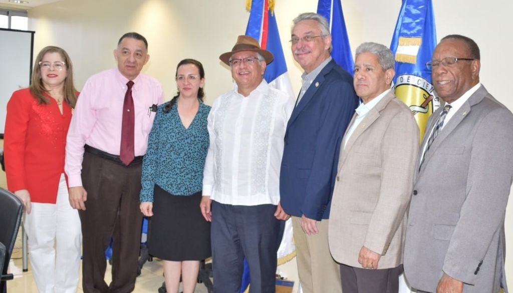 ADOFEM celebra su reunión ordinaria  