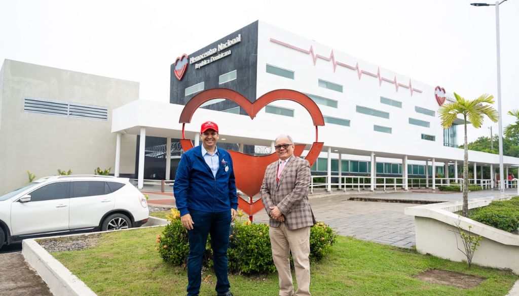 Ministro de Salud visita el Hemocentro Nacional 