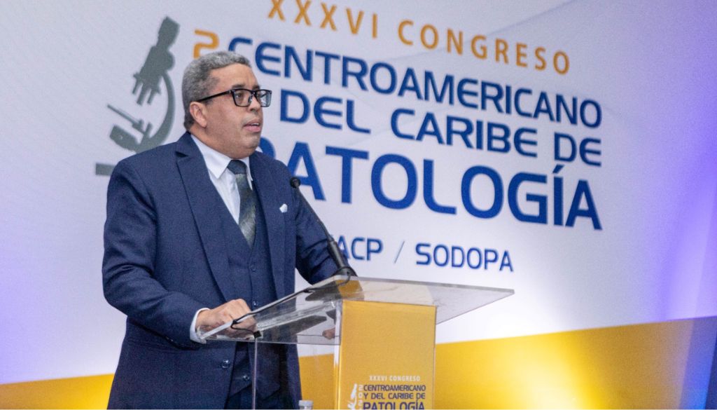 Congreso patología marca hito con récord de asistencia 