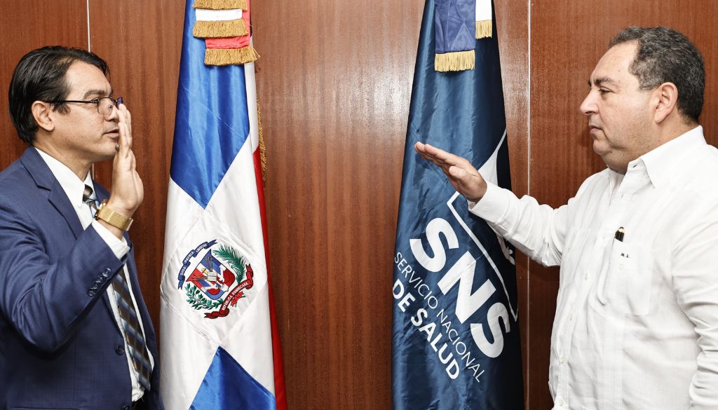 Designan nuevo director Servicio Regional de Salud Norcentral 