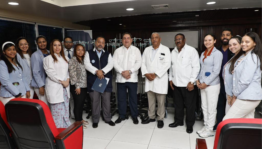 Dotan al hospital Moscoso Puello de equipos valorados en RD$ 17.4 millones  