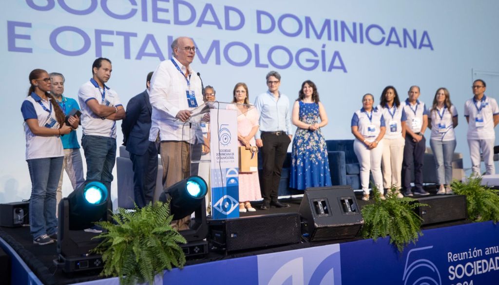 Rinden homenaje a la trayectoria profesional del Dr. Herbert Stern 