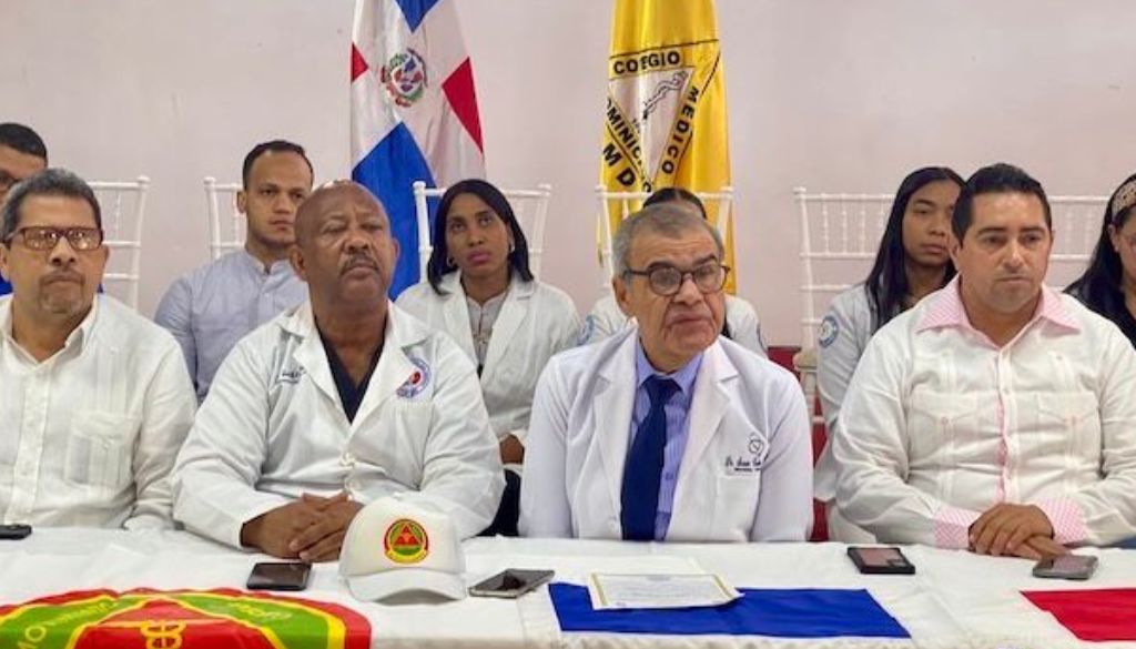 Médicos alertan sobre impacto devastador de nuevo paquete tributario  