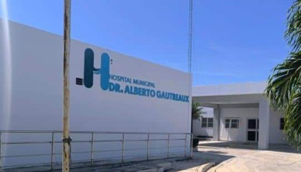 Autoridades entregan Hospital Dr. Alberto Gautreaux en Sánchez 