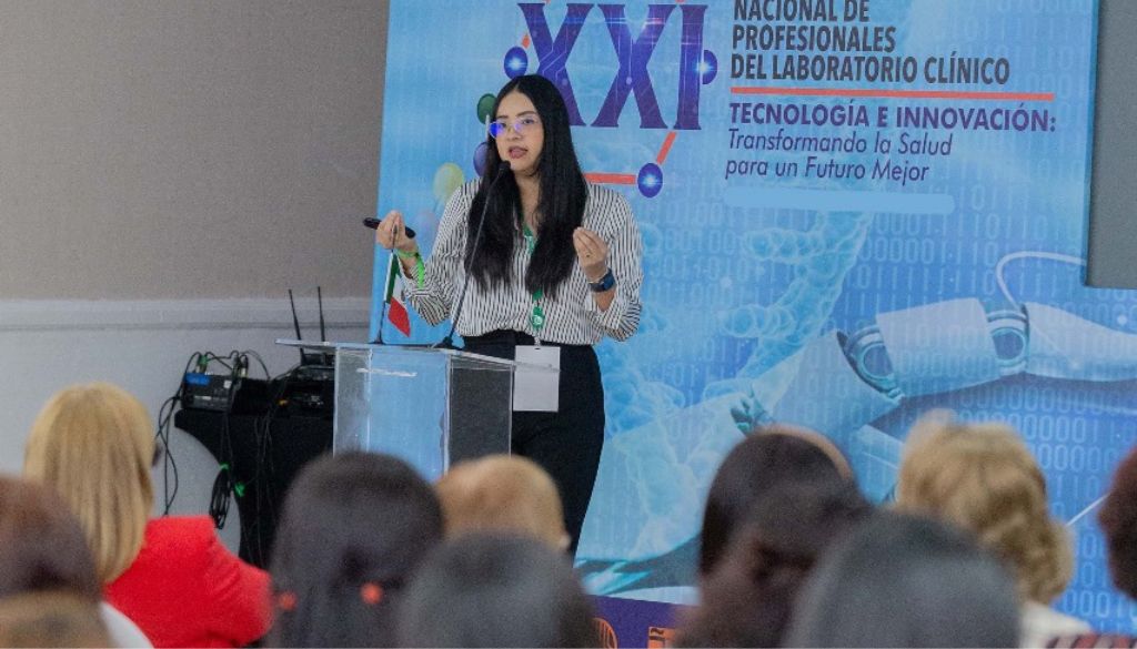 Referencia Laboratorio Clínico se destaca en innovación diagnóstica en el Congreso del CODOBIO 