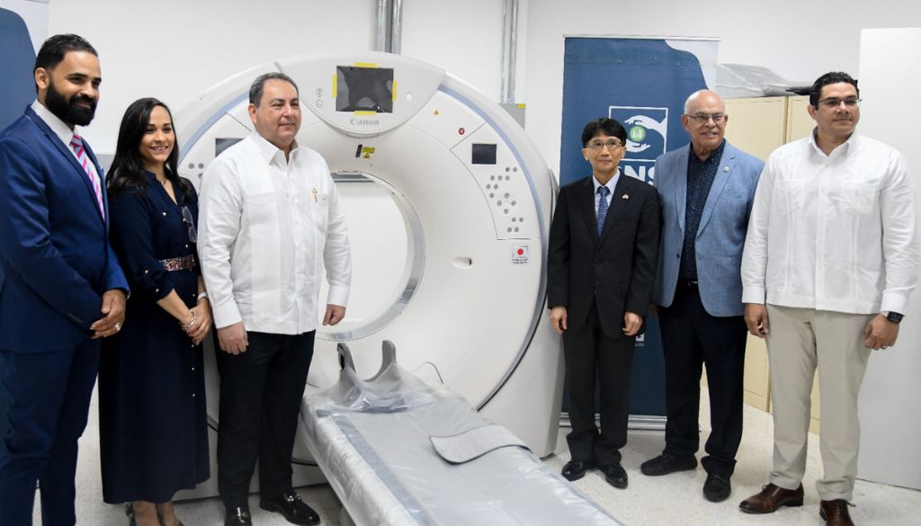 Gobierno de Japón dona tomógrafo a Hospital Darío Contreras  