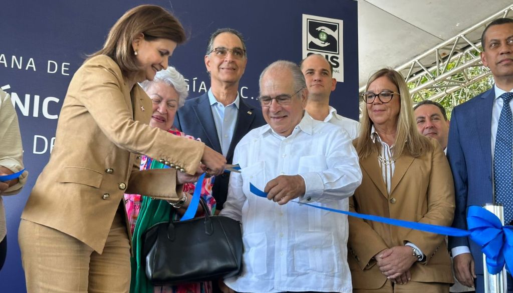 Inauguran Policlínica Modelo de Atención Primaria Santa Fe en San Pedro de Macorís 