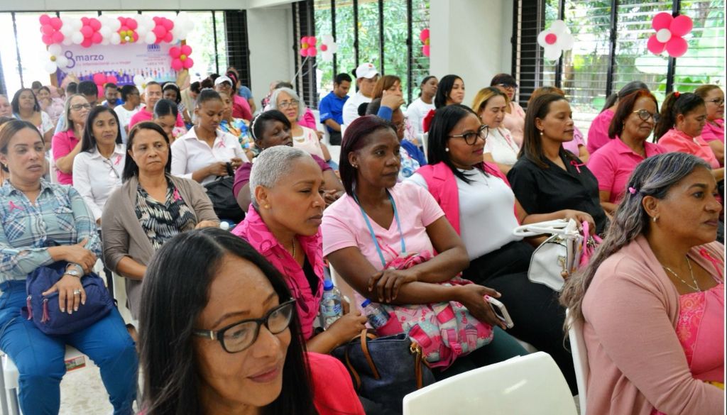 Área VII de Salud reconoce rol de la mujer en la sociedad 