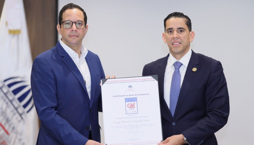 Consejo Nacional Seguridad Social recibe certificación al Nivel de Excelencia 