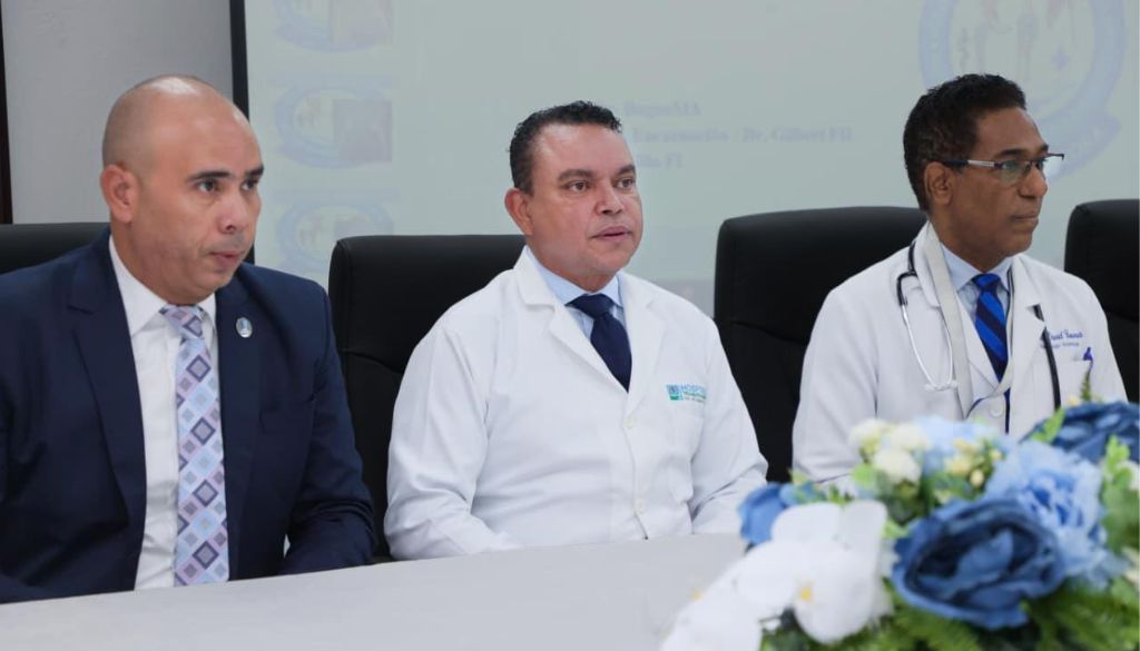 Director del SNS bienvenida a nuevos médicos residentes del Hospital Ney Arias Lora